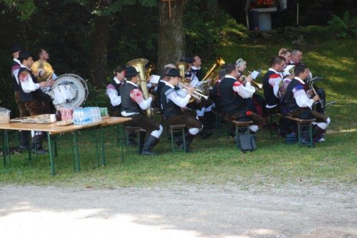 Tudi za godbo je bilo poskrbljeno